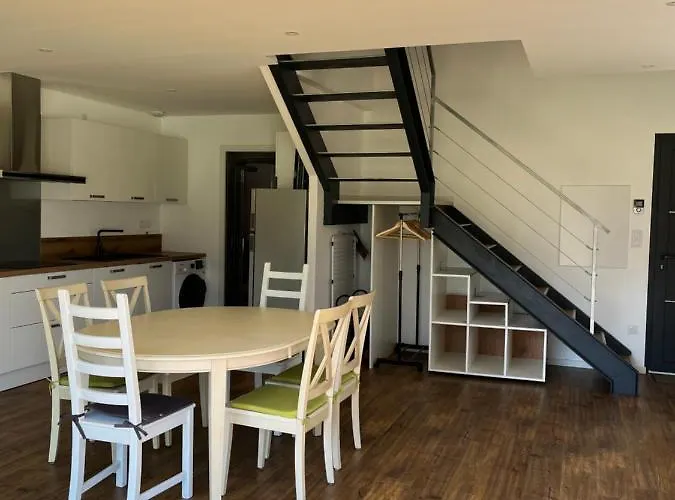 Le Sailhet Пьерфит-Несталас